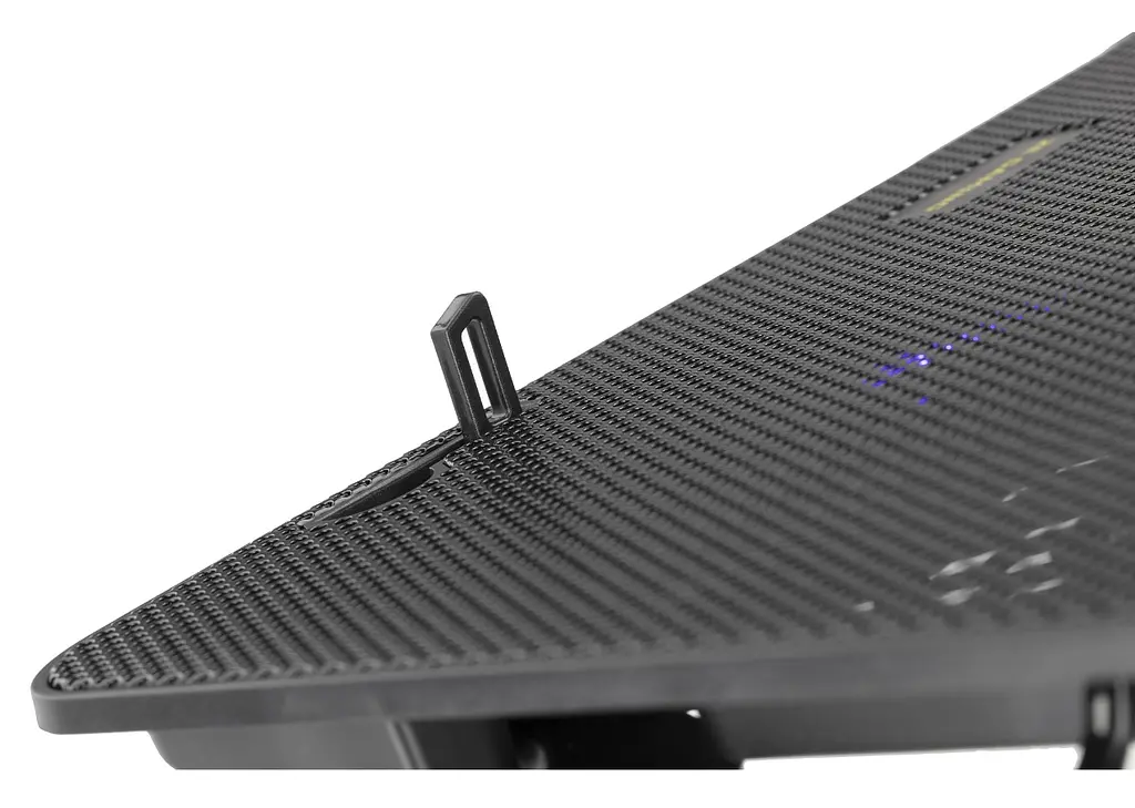 Охлаждающая подставка для ноутбука 2E Gaming CPG002 6xFan LED 15.6 дюймов - фото 5