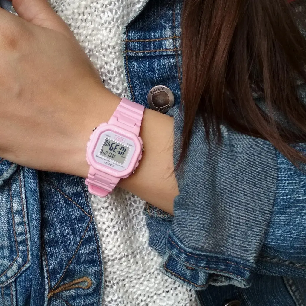 Годинник Casio LA-20WH-4A1EF - фото 6