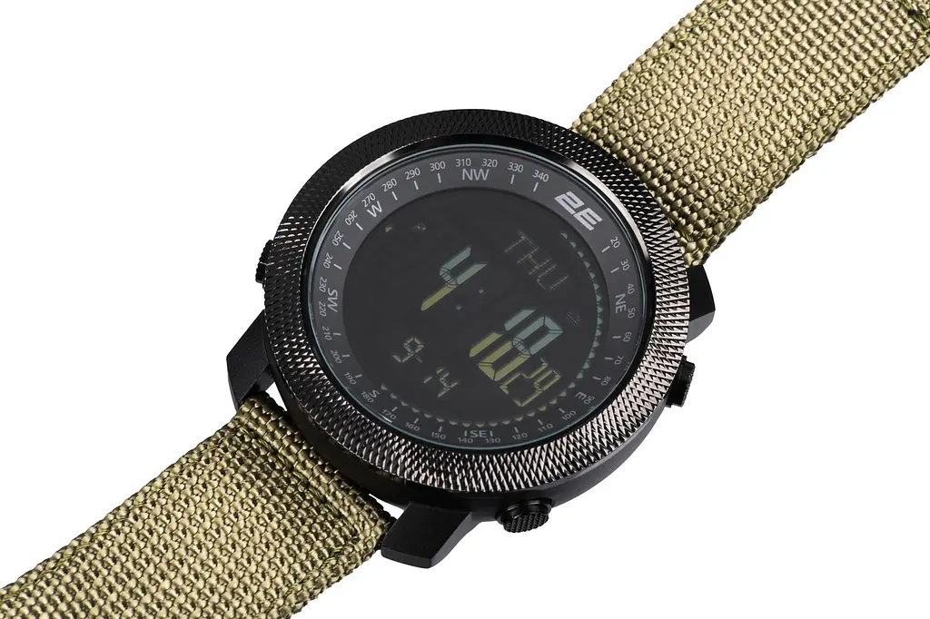 Розумний годинник захищений 2E Trek Pro чорно-зелений - фото 3