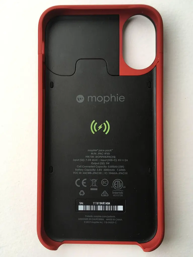 Чохол-акумулятор із бездротовою зарядкою Mophie Juice Pack Access Power Bank 2000 mAh для iPhone XR Red - фото 2