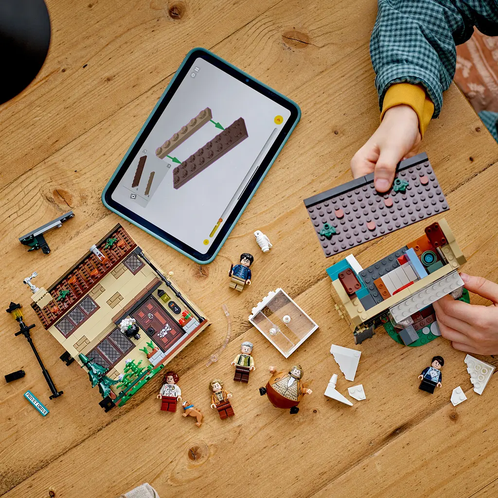 Конструктор LEGO Harry Potter Привет-драйв: визит тетки Мардж 639 деталей (76451) - фото 13