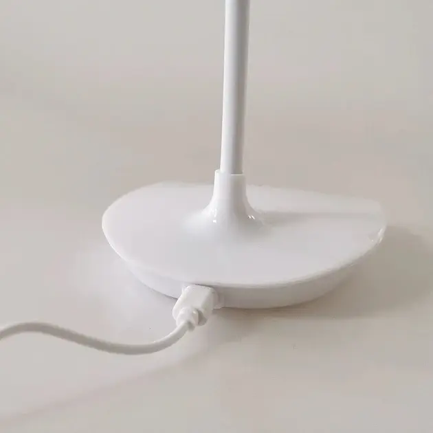 Настільна бездротова світлодіодна лампа з сенсором включення LED Lamp KL-95AA біла - фото 6