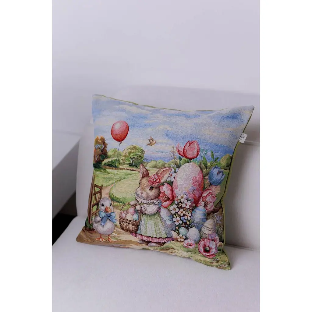Подушка Прованс Настроение Зайчиха с утенком гобеленовая 45х45 см (44330) - фото 3