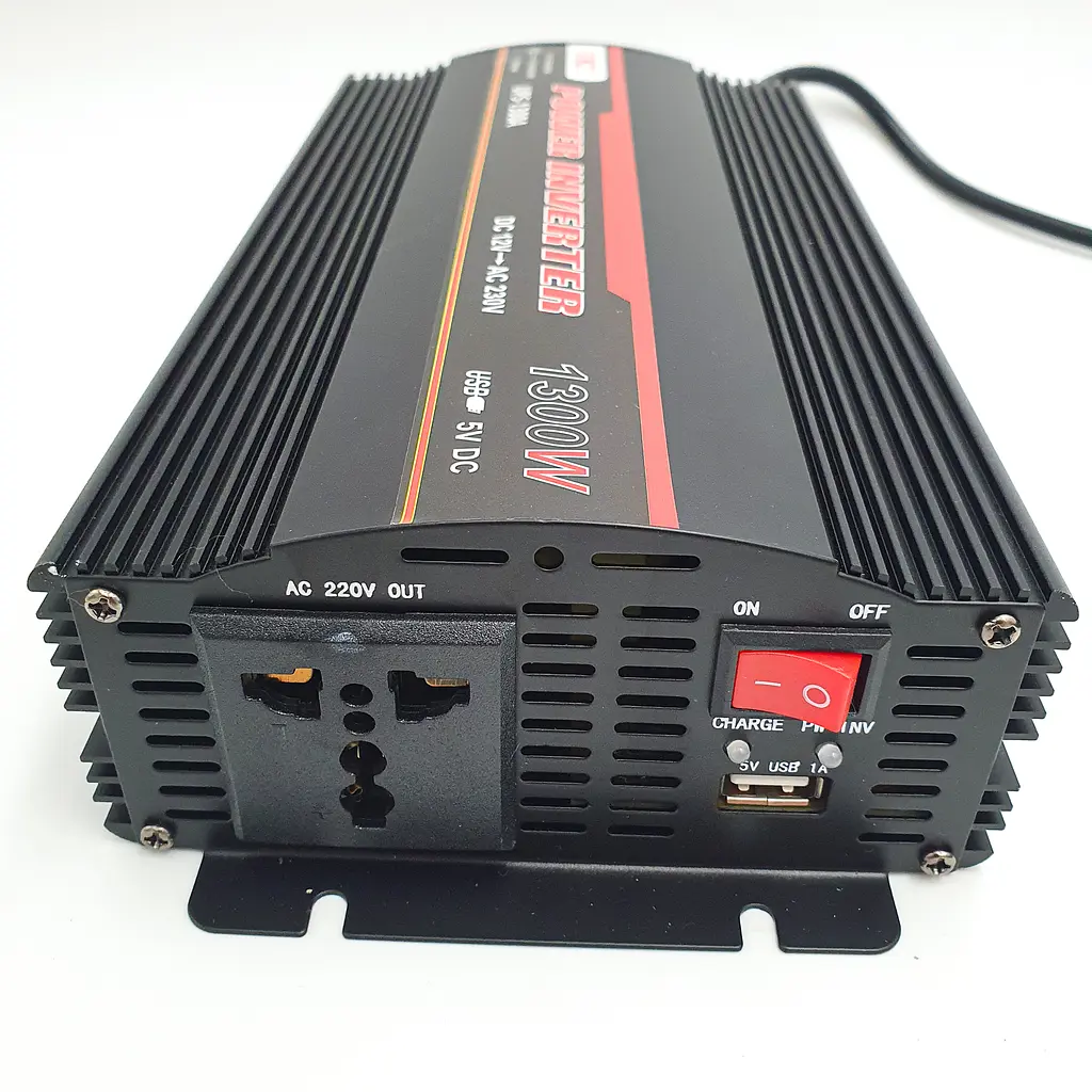 Перетворювач напруги 1300 W 12 V-220 V автомобільний інвертор з функцією заряджання акумулятора 10 A модифікована синусоїда DC-AC UKC UPS-1300A - фото 4
