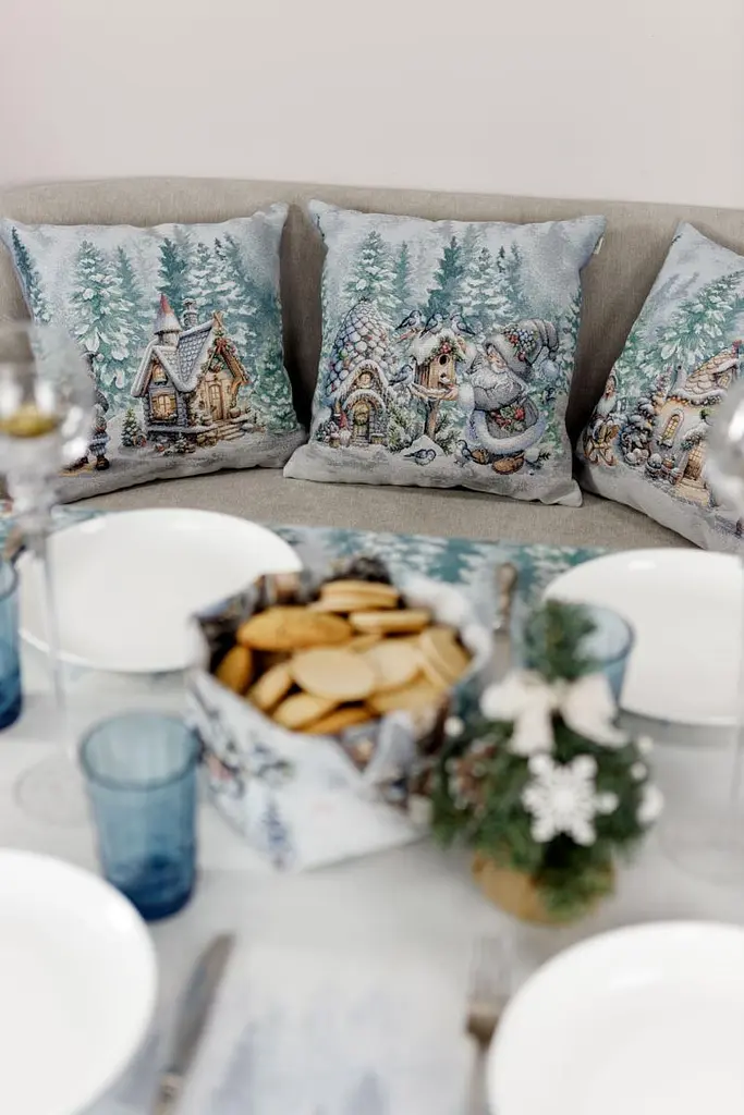 Наволочка Прованс гобеленова Казкові гноми Шпаківня 45х45 см (38485) - фото 3