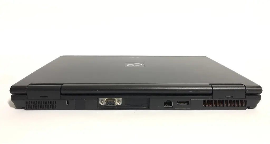 Ноутбук Fujitsu Celsius H710 / 15.6" FullHD / i7-2720QM / 8GB / 256GB SSD / NVIDIA Quadro 1000M, 2GB / Win10Pro / 3G / сканер відбитка - Б/в - фото 5