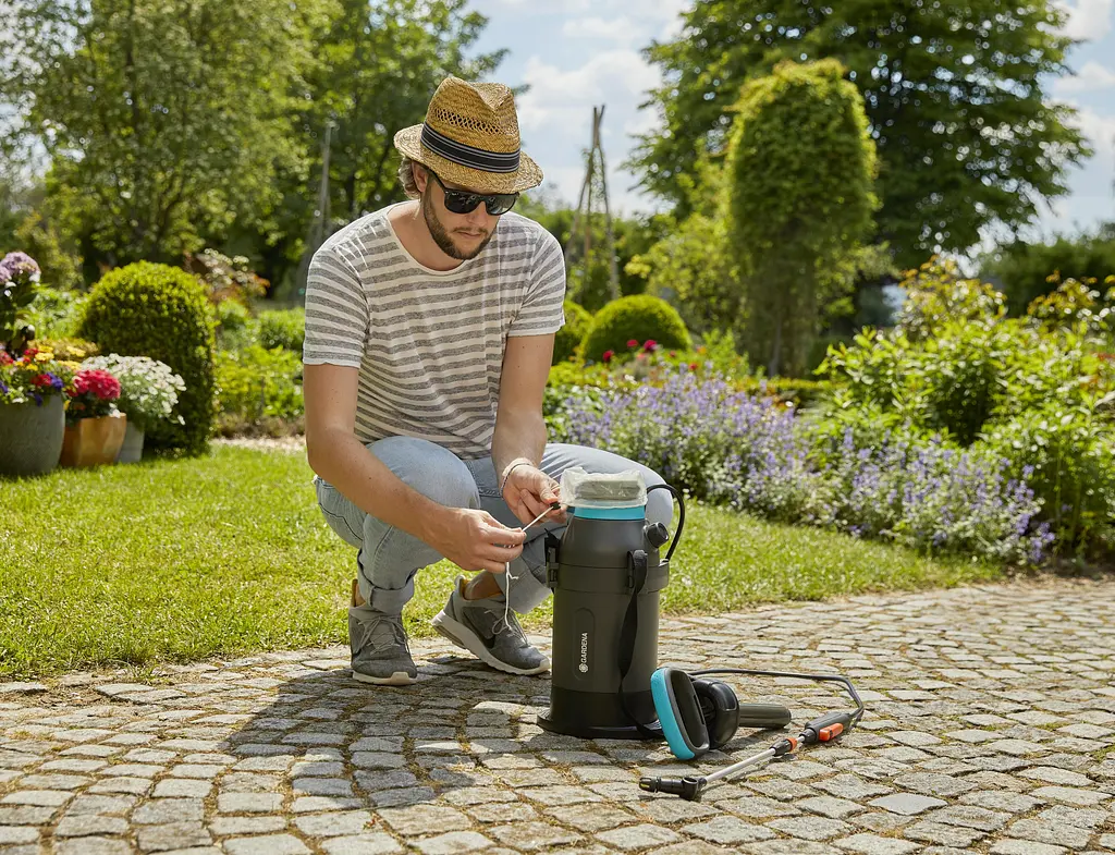 Обприскувач акумуляторний Gardena Comfort EasyPump 5 літрів (11136-20) - фото 5