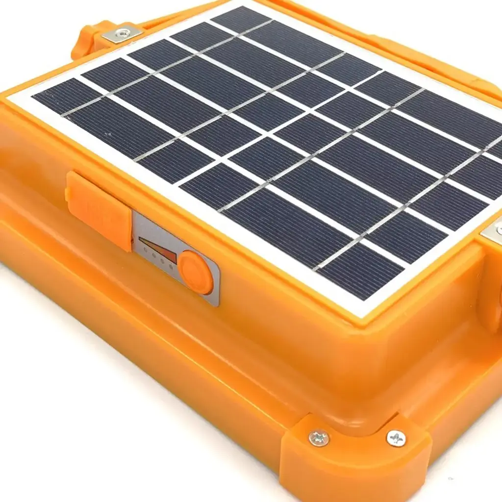 Акумуляторний прожектор із сонячною панеллю 100W / Світлодіодний Solar LED ліхтар 2400mAh - фото 6