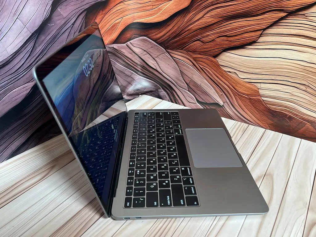 Б/в Ноутбук Apple MacBook Air 13" 2019 A1932 i5-8210Y/16/128 (FVFZ32KHLYWN) - фото 4