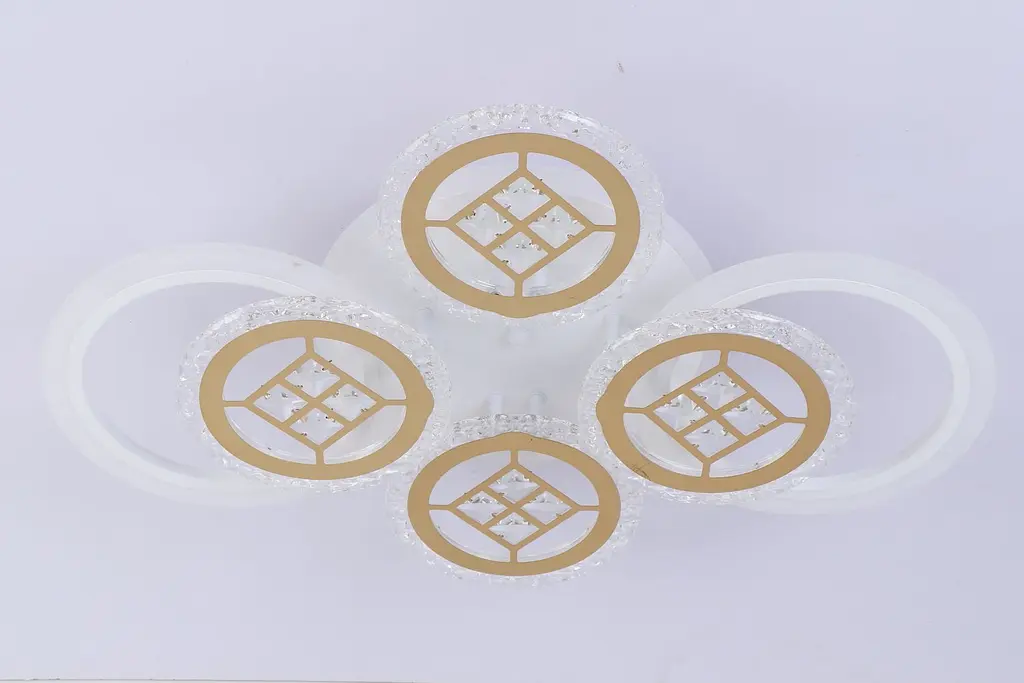 Люстра светодиодная Valeso V K39928-4 2 1 WT gold с пультом - фото 2