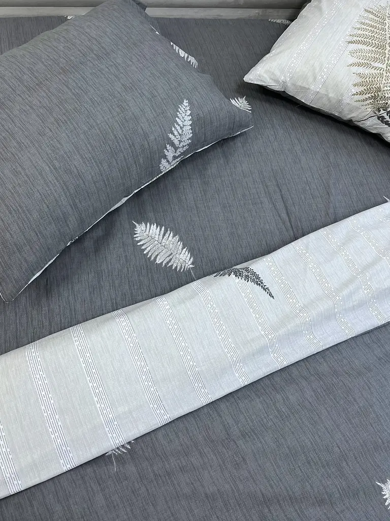 Простирадло без резинки Ecotton Євро 220х240 см із сатину сірого кольору (25356) - фото 3