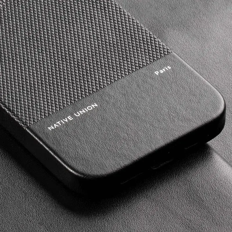 Чохол-накладка Native Union (RE) Classic Case Black для iPhone 15 Pro (RECLA-BLK-NP23P) - фото 4