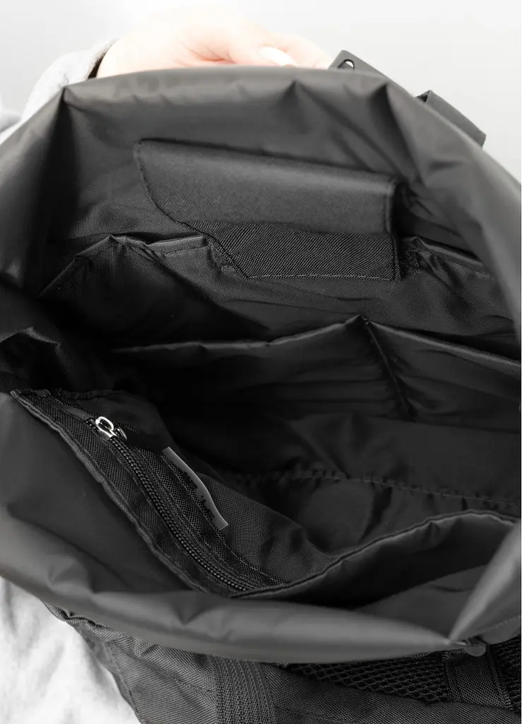 Жіночий рюкзак ролл Sambag RollTop Double чорний 41 х 27 х 18 см (24330001) - фото 8