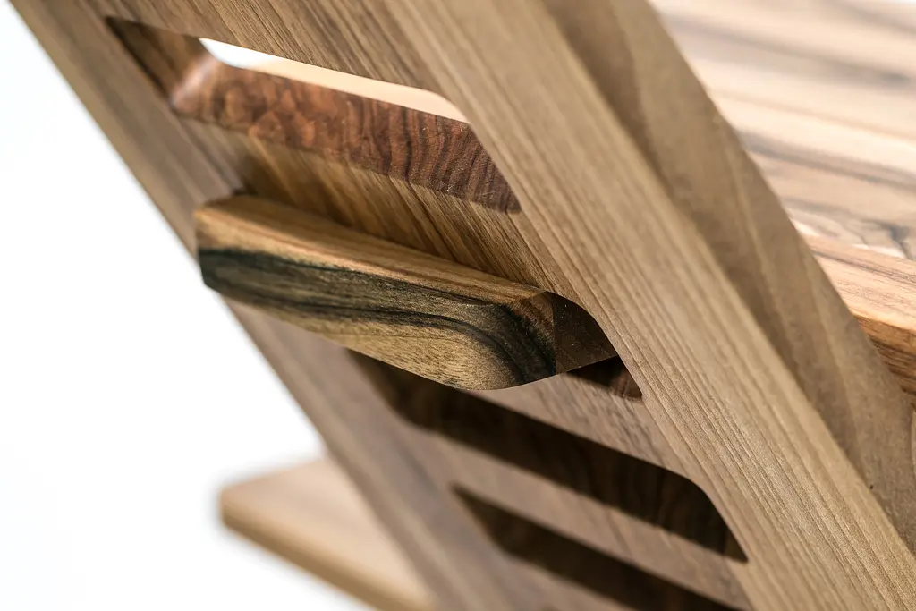 Эргономичный столик Wooden Amsterdam для ноутбука 18 мм Орех (WA-5.2) - фото 4