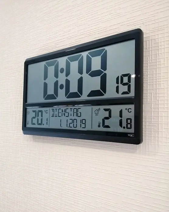 Годинник настінний TFA XL 60452101 - фото 4