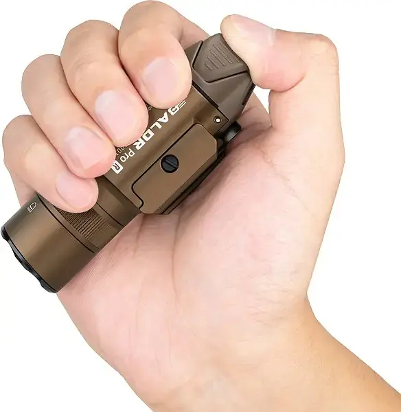 Фонарь с ЛЦВ Olight Baldr Pro R Green Laser Desert Tan - фото 11