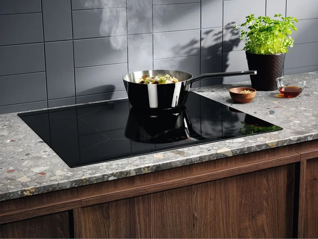 Індукційна варильна поверхня Electrolux CIT61443 [113282] - фото 5