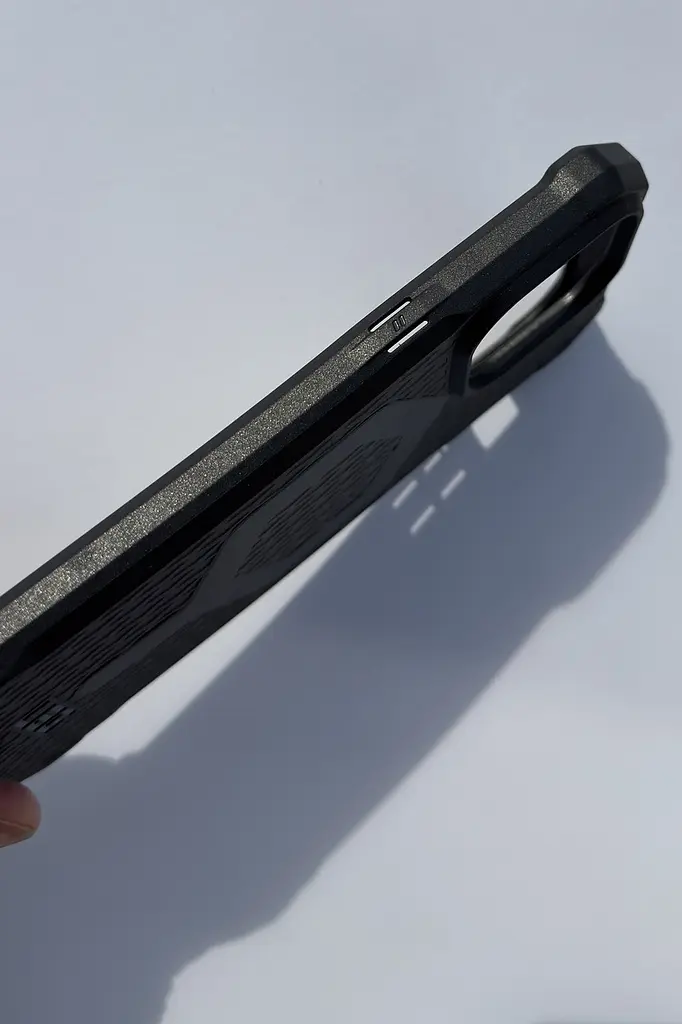 Оригінальний чохол UAG Essential Armor MagSafe для iPhone 14 Pro Max Black (114088114040) - фото 7
