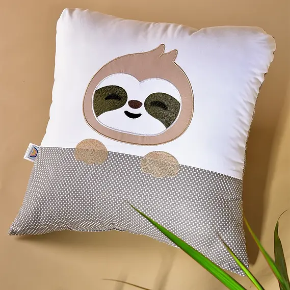 Декоративна подушка Papaella Обіймашка, Лінивець, 45х45 см, бежевий (8-33258) - фото 2