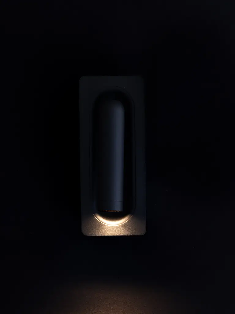 Подсветка настенная Brille накладная минимализм LED AL-546/3W WW BK - фото 2