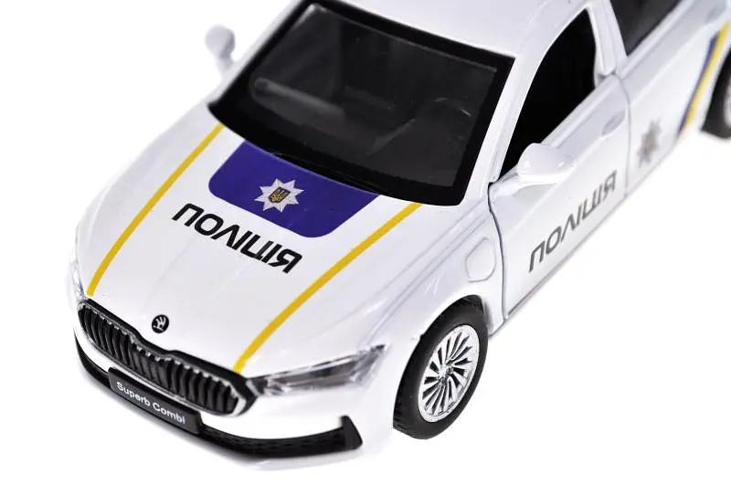 Іграшкова поліцейська машина легкова Skoda Superb Combi iV TechnoDrive 250947 - фото 4