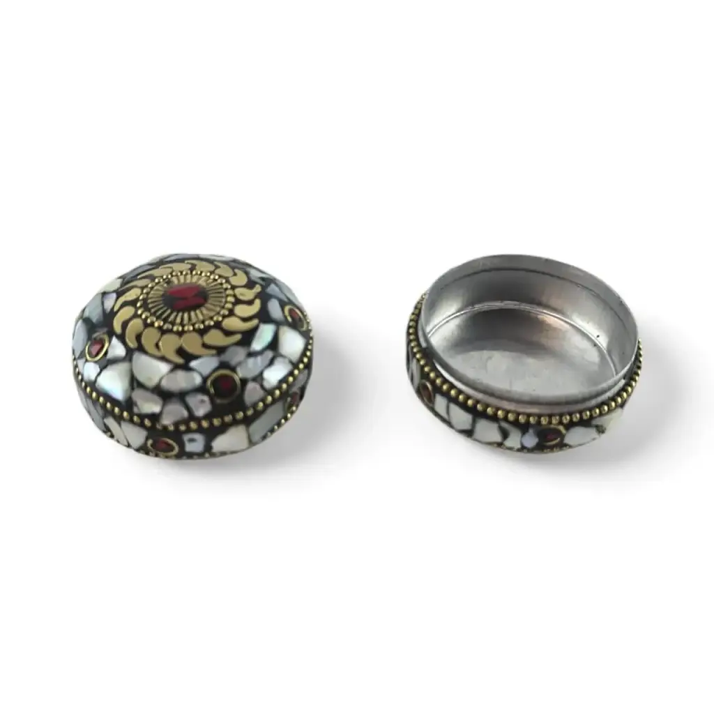 Скринька металева з перламутром і коралами 3.2х4.7 см - фото 4