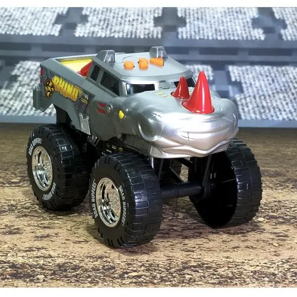 Машинка Road Rippers Roarin Rhinoceros со световыми и звуковыми эффектами - фото 6