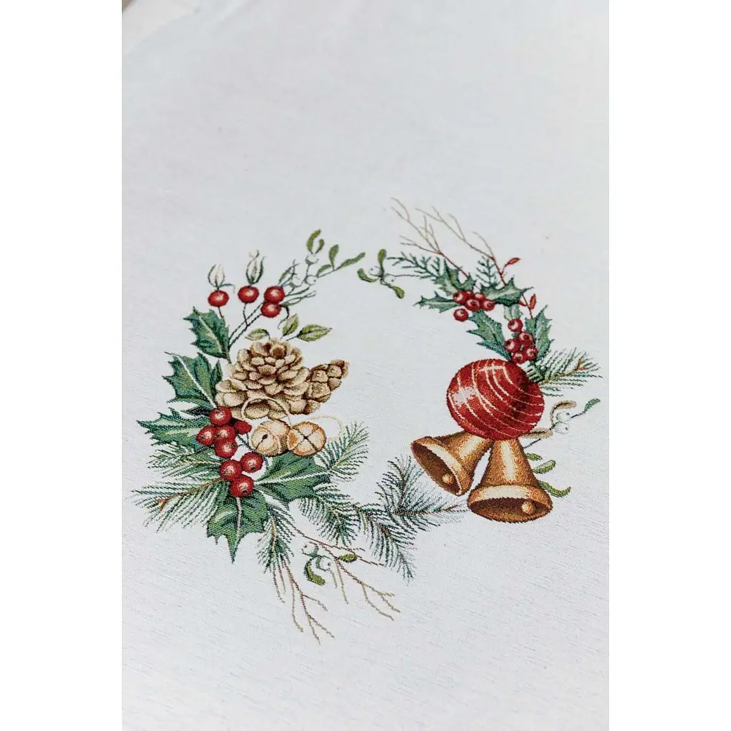 Скатертина гобеленова з велюром Прованс Зимове місто 180х135 см біла (31293) - фото 2