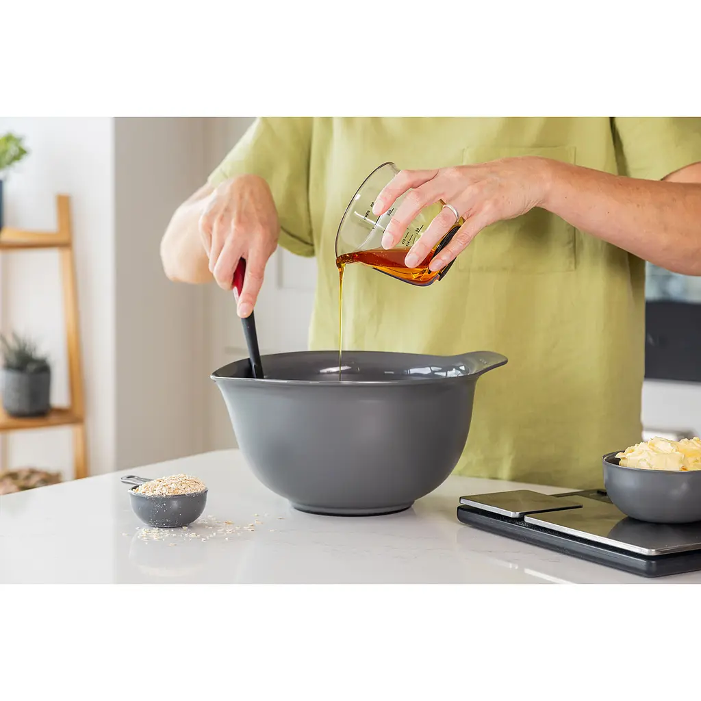 Набір мисок для змішування KitchenAid Coreline сірий 3 шт. (KQG175OSCGG) - фото 15