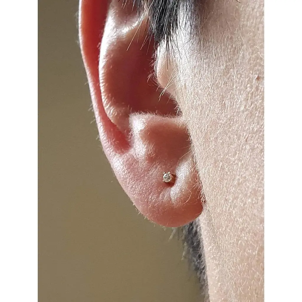 Золота моносережка-пуссета Всесвіт з фіанітом. 21711101.5 - фото 2