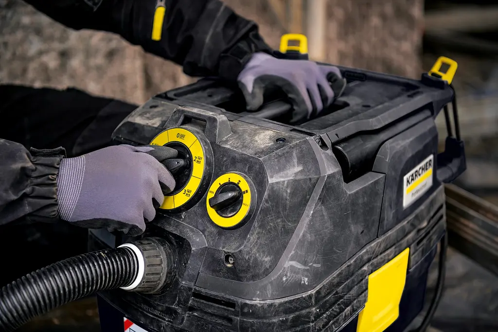 Пылесос профессиональный Karcher для влажной и сухой уборки NT 30/1 Tact Te L Anniversary Edition (1.148-280.0) - фото 5