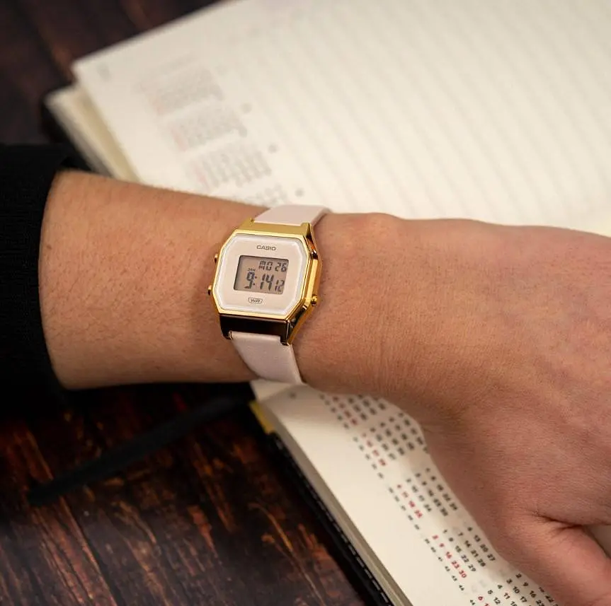 Годинник Casio LA680WEGL-4EF - фото 2