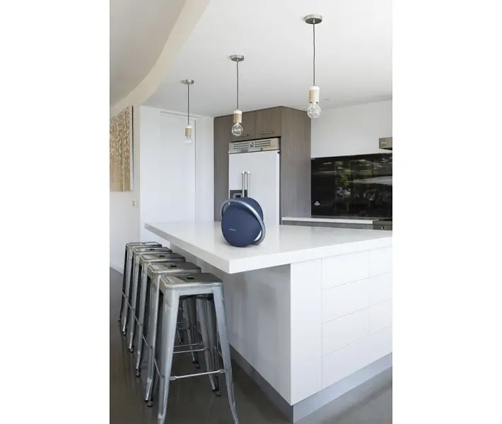 Портативна акустика Harman/Kardon Onyx Studio 7 бездротова (HKOS7BLUEP) - фото 9