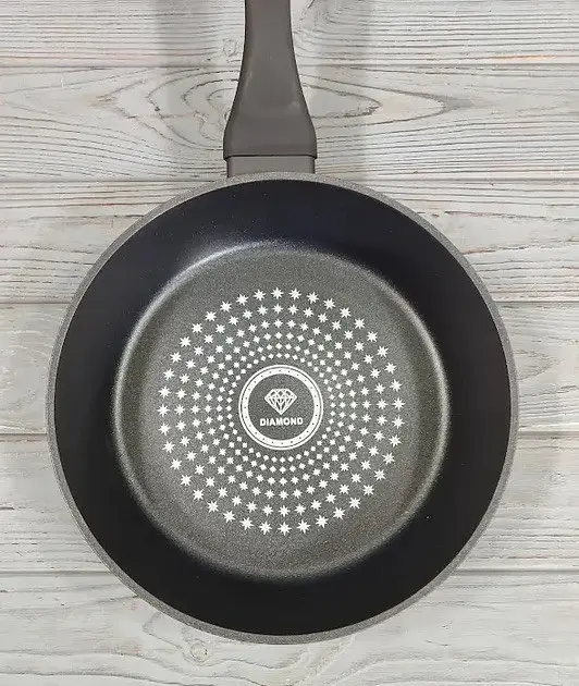 Глубокая сковорода c крышкой Benson BN-448 ⌀ 24см 2,4л антипригарное алмазное покрытие Черная - фото 5