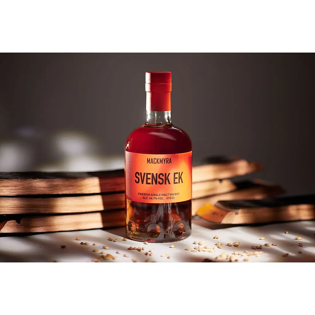 Віскі Mackmyra Svensk Ek Single Malt Swedish Whisky 46,1% 0.7 л у подарунковій упаковці - фото 2