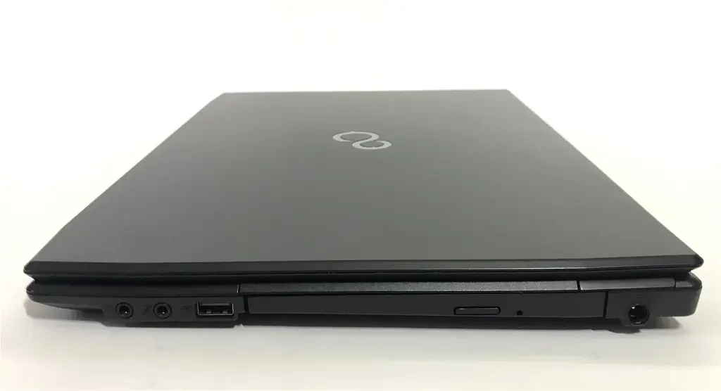 Ноутбук Fujitsu Lifebook A544 / 15.6" (1366х768) / i3-4000M / 8GB / 120GB SSD / Win10Pro - Б/в - фото 8