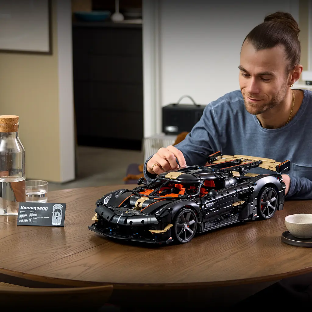 Конструктор LEGO Technic Koenigsegg Sadair's Spear Megacar 4104 ел. (42232) - фото 10