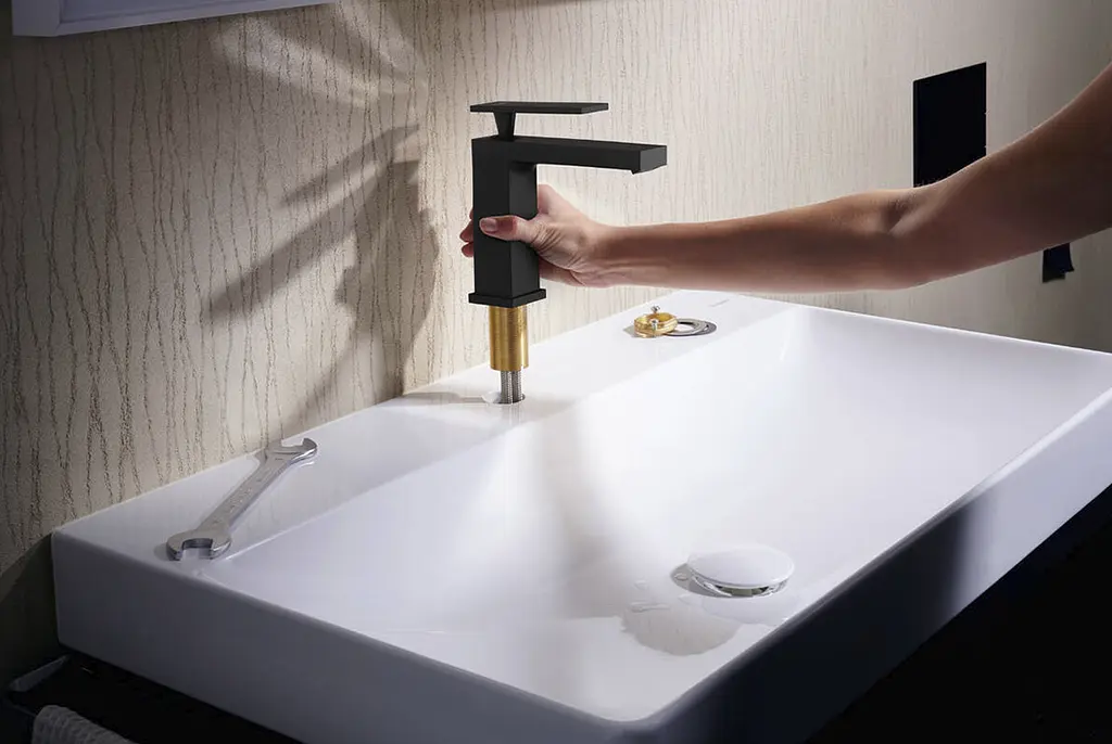 Змішувач для умивальника Hansgrohe Tecturis E без донного клапанаа matt black 73011670 - фото 2
