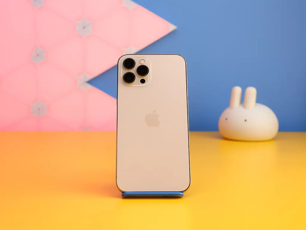 Смартфон Apple iPhone 12 Pro Max 256GB Gold (MGDE3) Б/У [160936] - фото 6