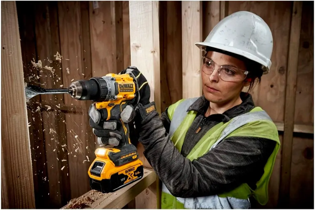 Дриль-шуруповерт DeWalt DCD800P2T-QW [93609] - фото 9