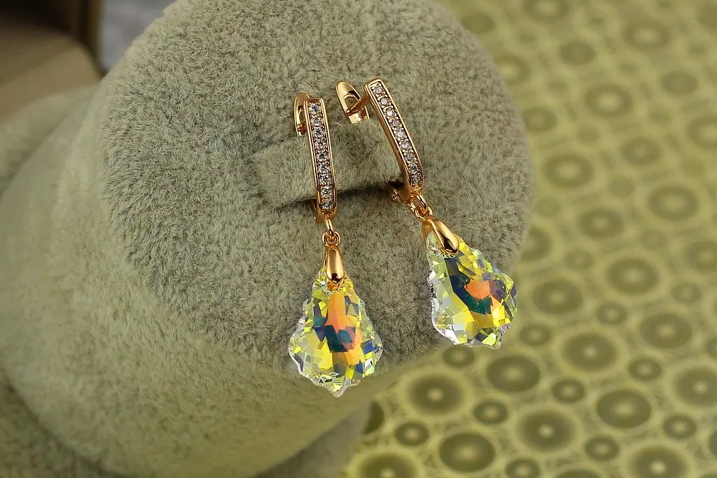 Сережки підвіски Xuping Jewelry Греза Сваровскі жовтий камінь 3,5 см золотисті - фото 2
