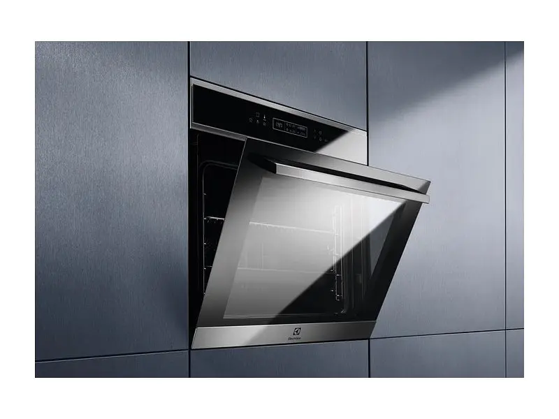 Духова шафа Electrolux EOE8P31X - фото 3