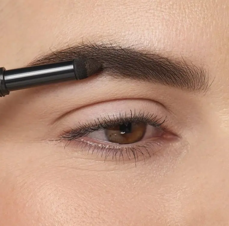 Пудра та олівець для брів 2 в 1 Artdeco Brow Duo Powder & Liner Golden Taupe тон 28, 0.8 г (430938) - фото 5