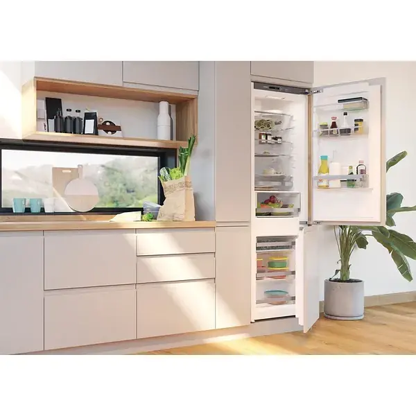 Холодильник Gorenje встроенныйный с нижн. мороз. 177х55х54 см 2 дверь 180(68) л А++ NF + Зона св те Внутр. Диспл Белый - фото 2