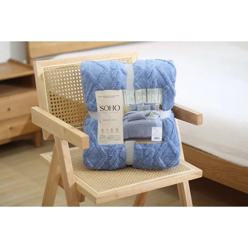 Набор текстиля Soho Romance Blue одеяло 200х220 см + 2 наволочки 50х70 см (Set carpet+ pillow Blue) - фото 3