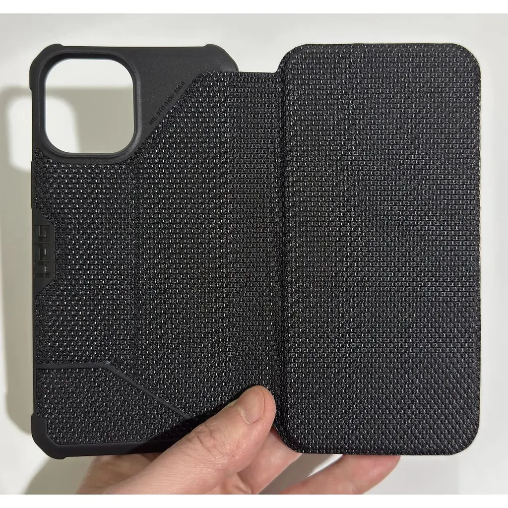 Оригинальный противоударный чехол книжка UAG Metropolis FIBR для iPhone 12 Pro Max (6.7") Black 112366113940 - фото 8