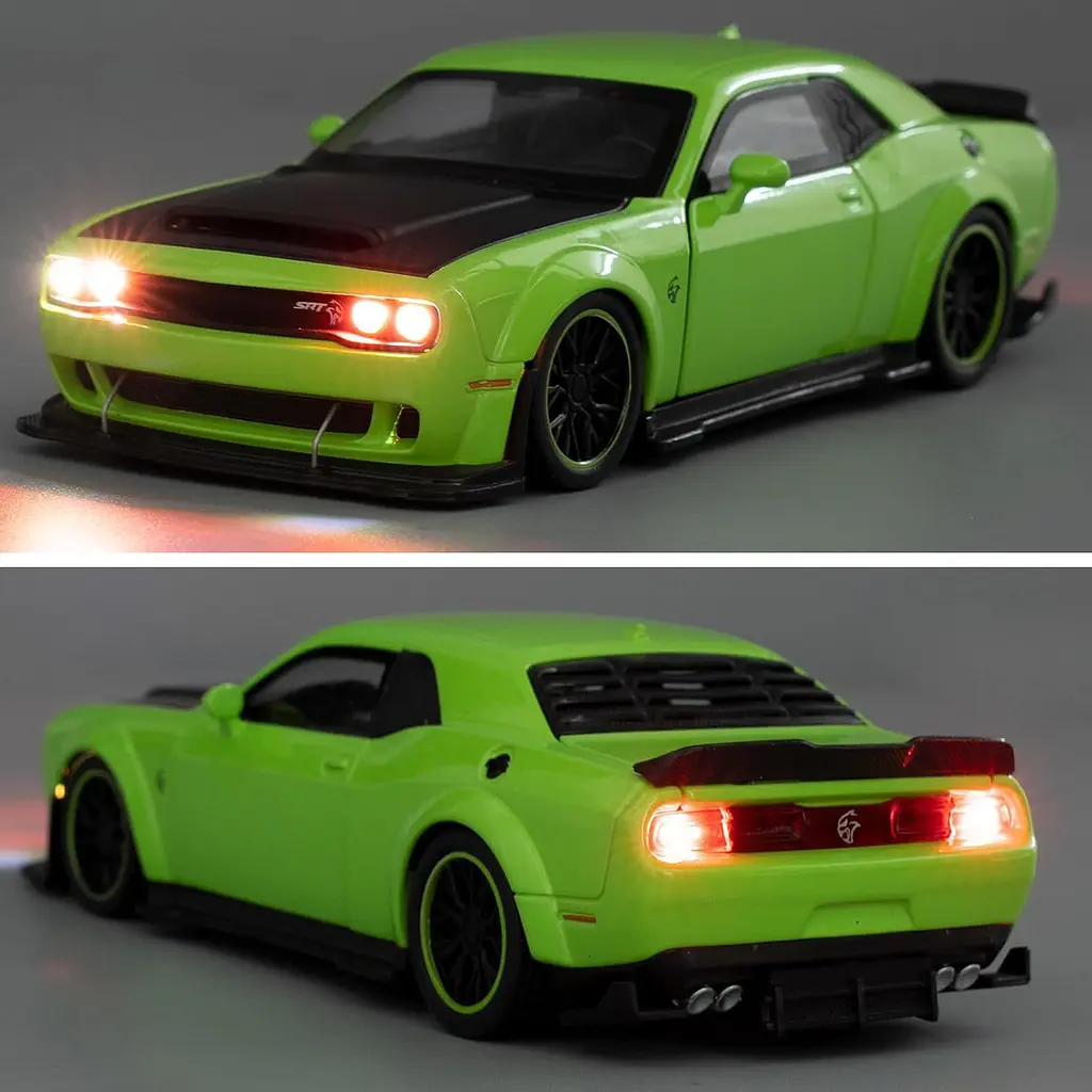 Колекційна металева модель автомобіля АвтоЕксперт Dodge Challenger SRT Hellcat з інерцією, світлом та звуком 1:32 - фото 5