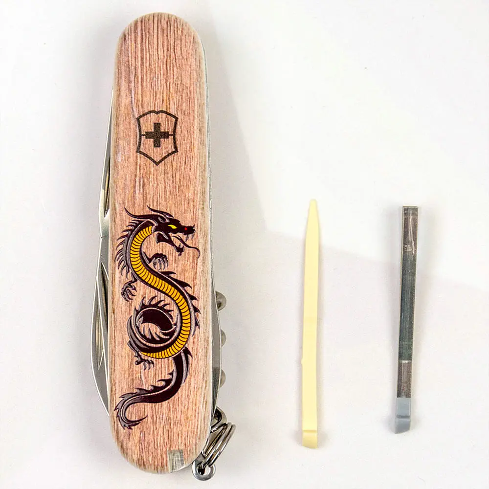 Ніж Victorinox Spartan Zodiac 91мм 12функ Дерев'яний дракон - фото 4