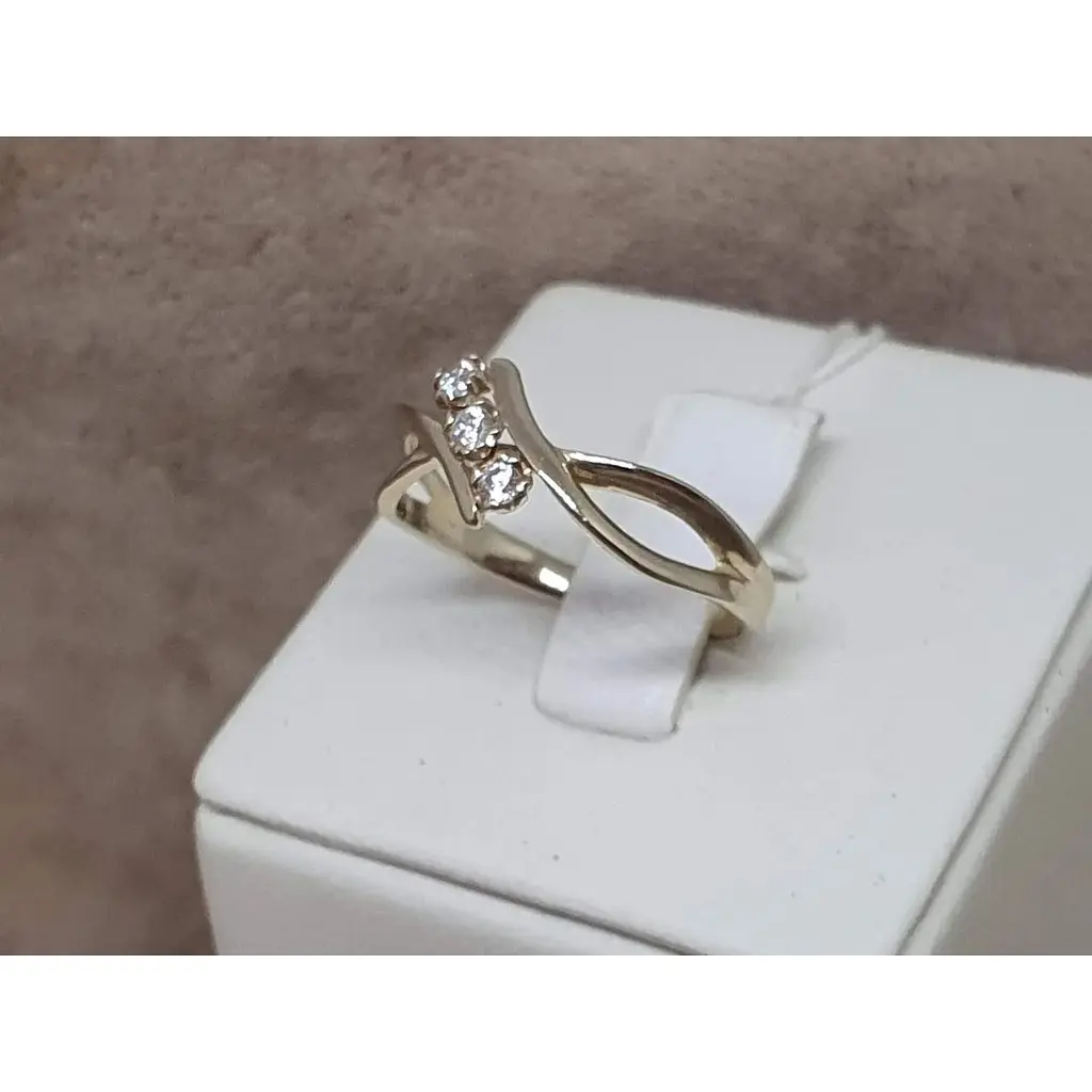 Золоте кільце Гаразд з фіанітами. 3523562Б 17,5 - фото 3