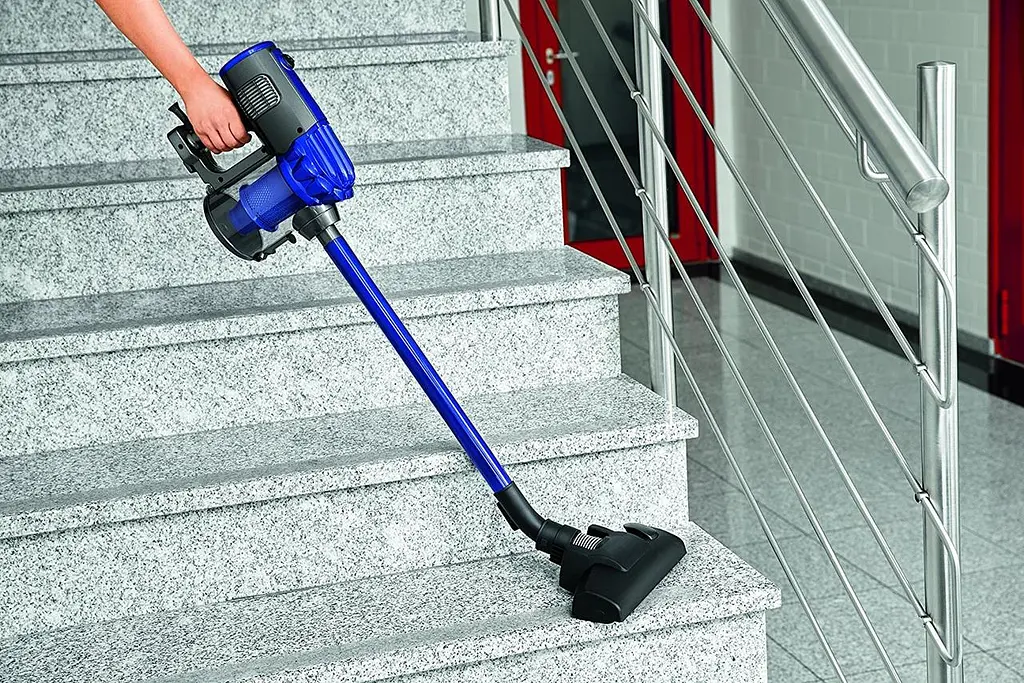 Пилосос Clatronic BS 1306 Blue - фото 3